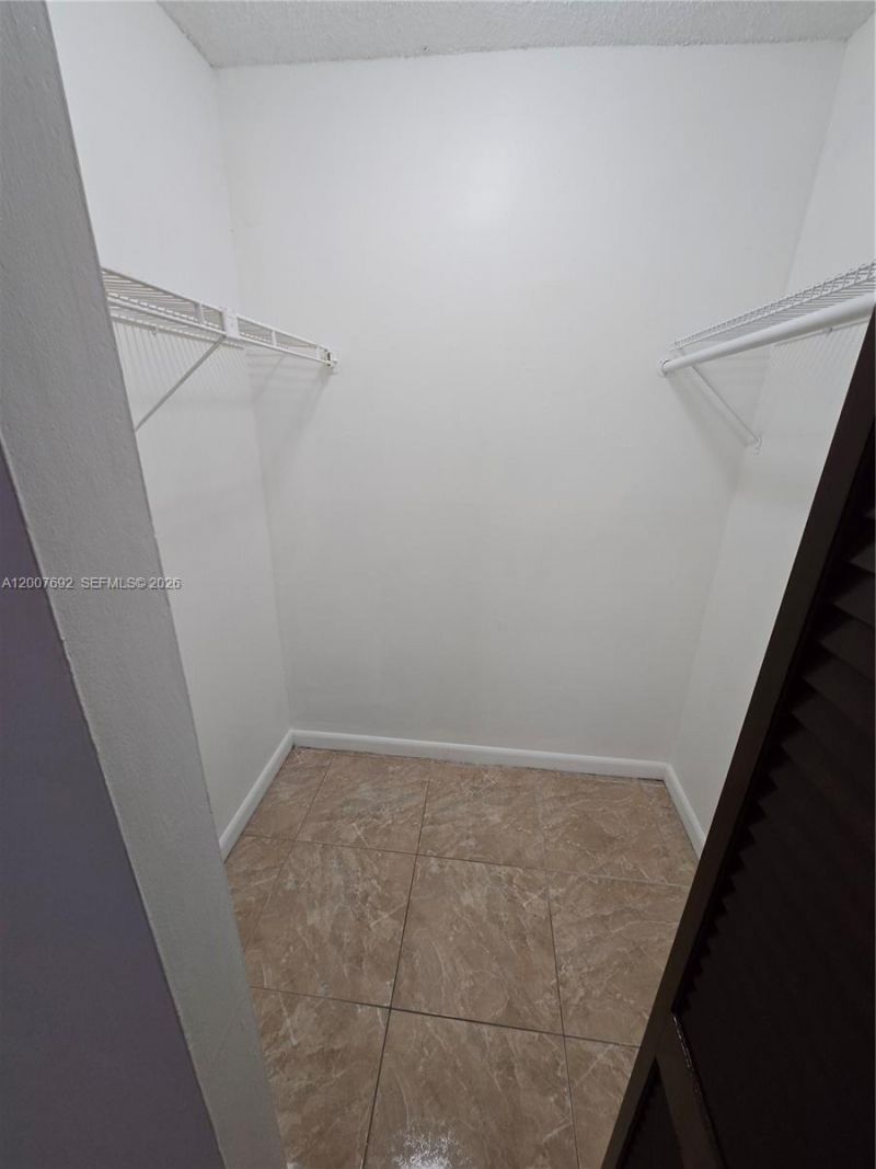 14201 N Kendall Dr, Unit 407D, Miami, FL 33186 Photo