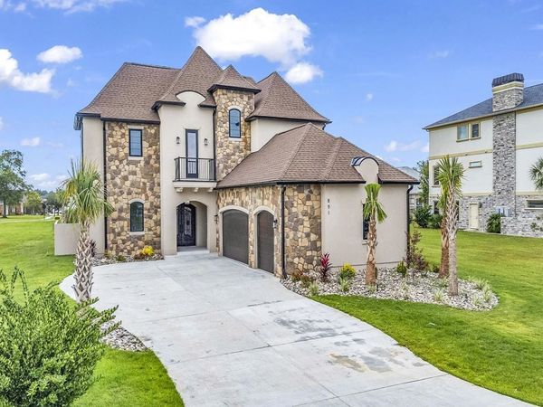 891 Waterton Ave. , Myrtle Beach, SC 29579