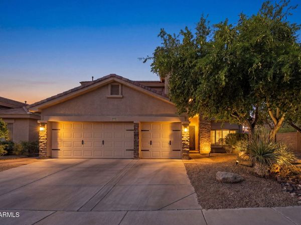 2406 W BARBIE Lane, Phoenix, AZ 85085