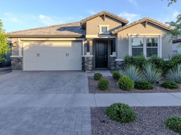 9701 E Spiral Avenue, Mesa, AZ 85212