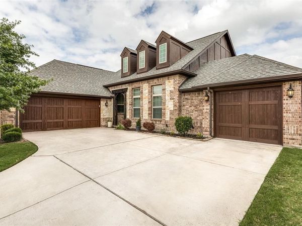 1221 Yosemite Way, Burleson, TX 76028
