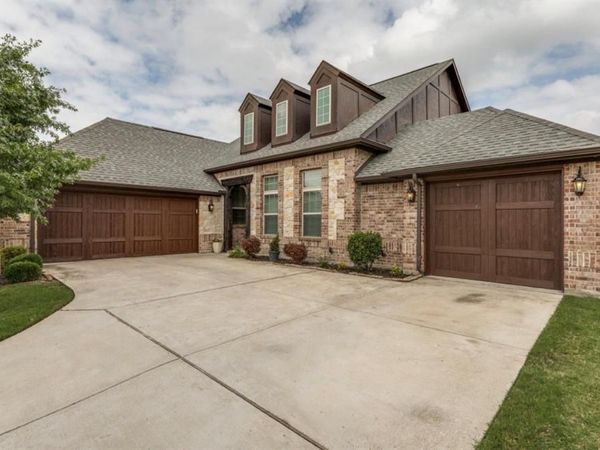 1221 Yosemite Way, Burleson, TX 76028