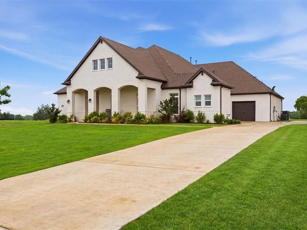 6008 Glenwood Drive, Joshua, TX 76058