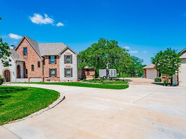 2308 Bentwater Court, Granbury, TX 76049