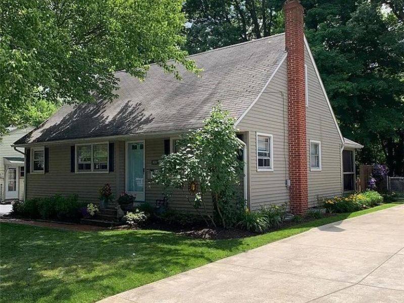 450 Bell Street, Chagrin Falls, OH 44022 Photo 2