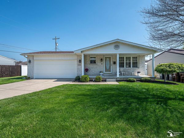 238 Cranbrook Boulevard, Monroe, MI 48162