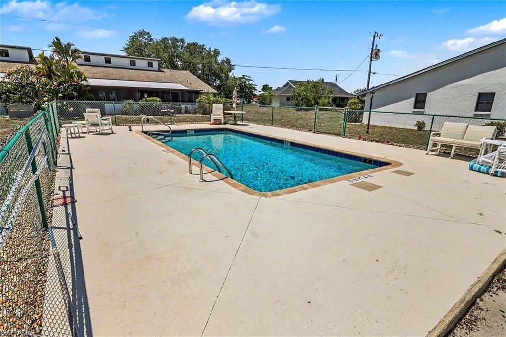 3739 SW 9th Ave, Unit 112, Cape Coral, FL 33914 Photo