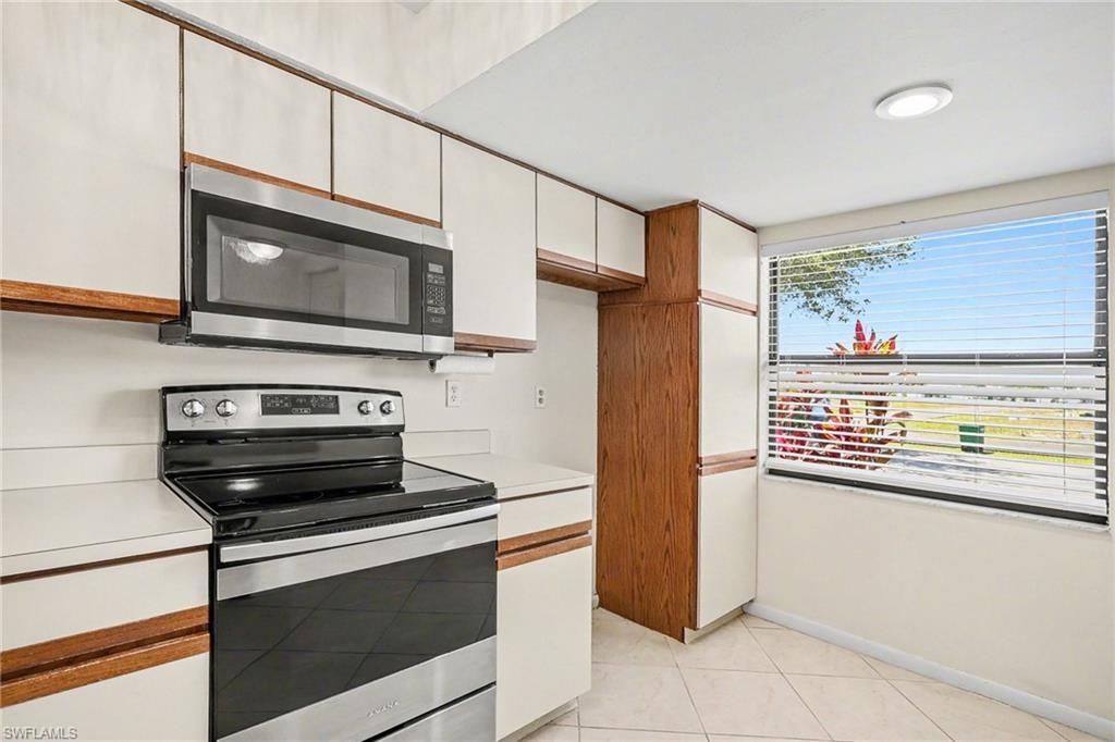 3739 SW 9th Ave, Unit 112, Cape Coral, FL 33914 Photo