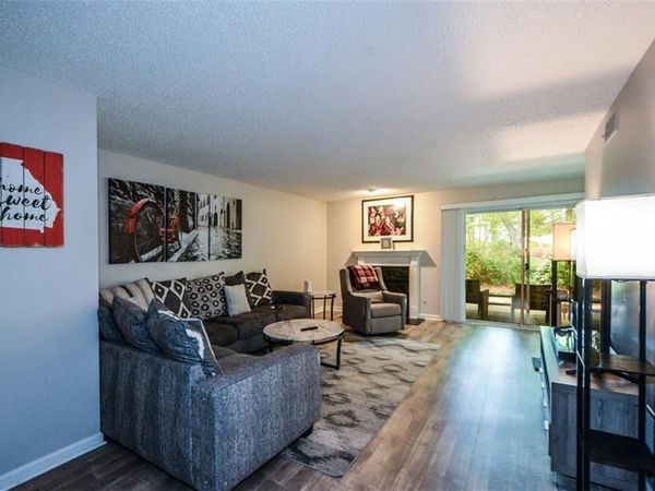 3057 Westwood Way , Alpharetta, GA 30004