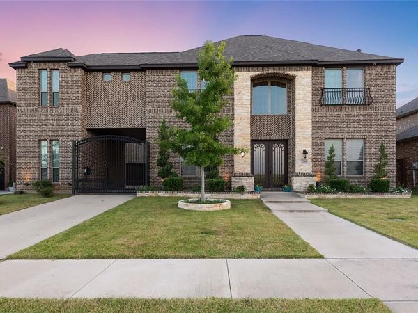 3204 Chambley Lane , Mansfield, TX 76084