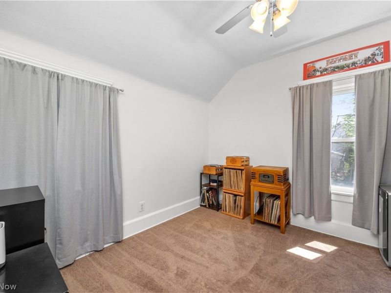9106 Connecticut Avenue, Cleveland, OH 44105 Photo 16