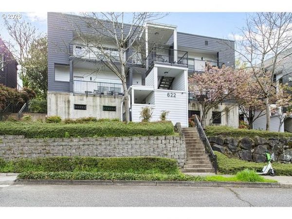 622 S NEVADA ST, Unit D, Portland, OR 97219