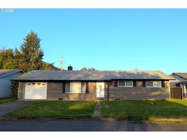 76501 PORTAL DR, Oakridge, OR 97463