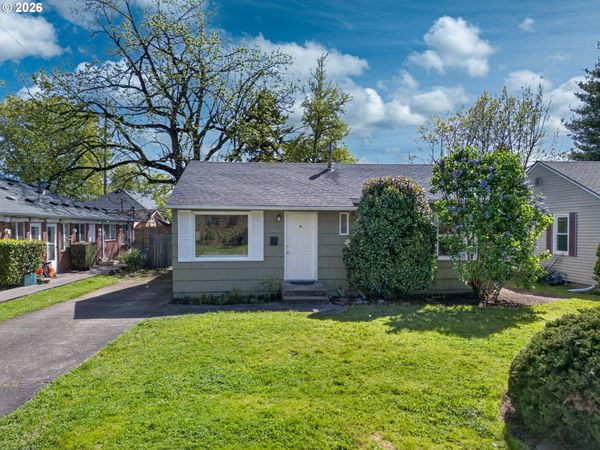 1044 NE 57TH AVE, Portland, OR 97213