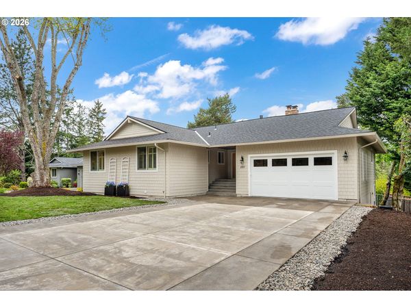2157 WEMBLEY PL, Lake Oswego, OR 97034