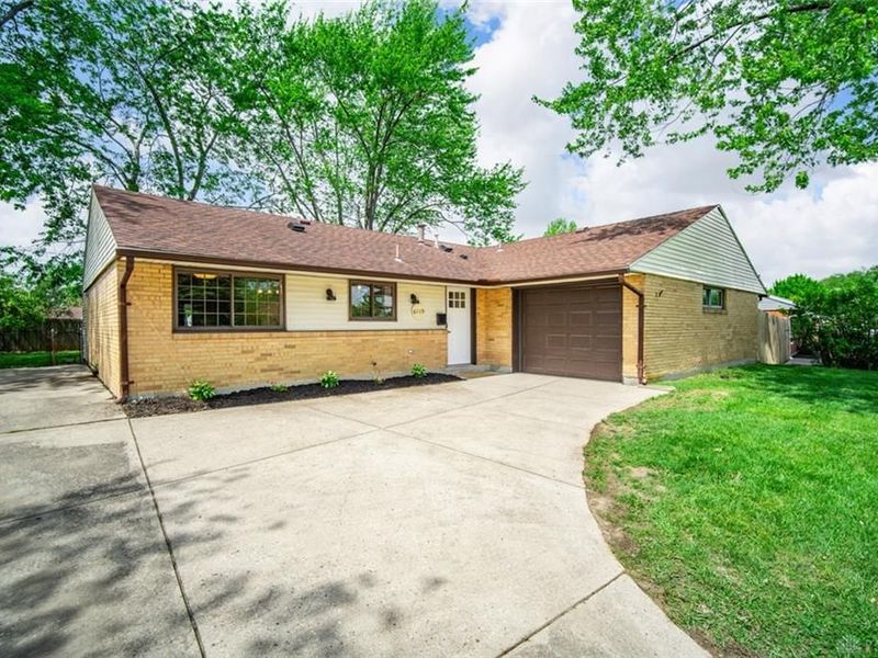 6119 Rosebury Drive, Huber Heights, OH 45424 Photo 2
