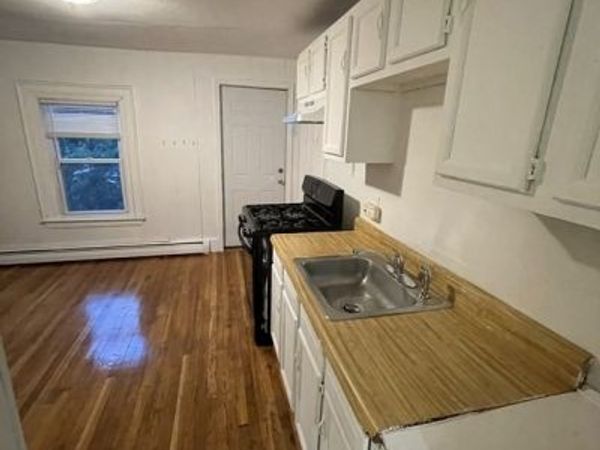 369 Prospect St, Unit 2, Cambridge, MA 02139