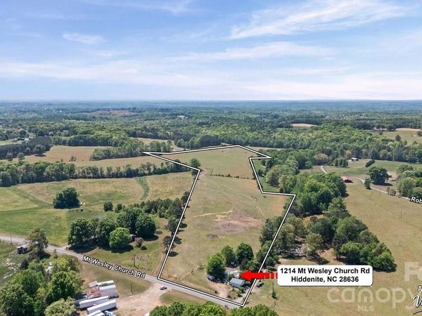 1214 Mount Wesley Church Road, Hiddenite, NC 28636