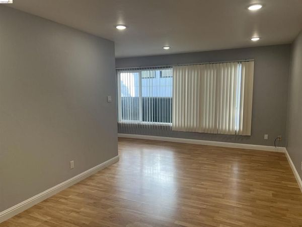 2636 WARRING ST, Berkeley, CA 94704