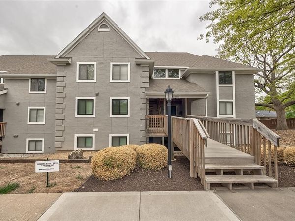 5860 Park Street, Unit 7, Shawnee, KS 66216