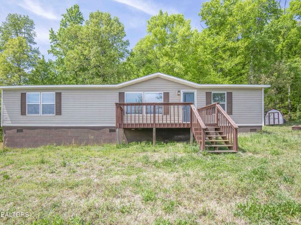 629 Yarnell Rd, Clinton, TN 37716