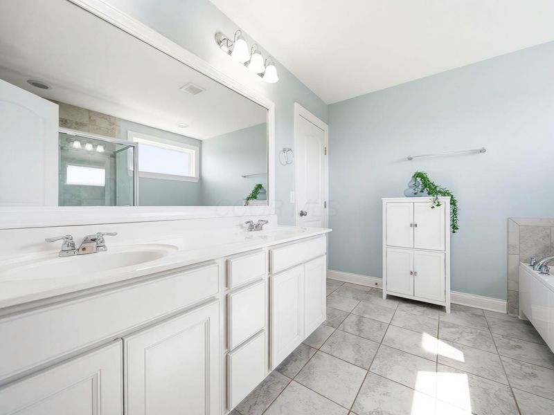 1298 Sunbury Meadows Drive, Sunbury, OH 43074 Photo 34