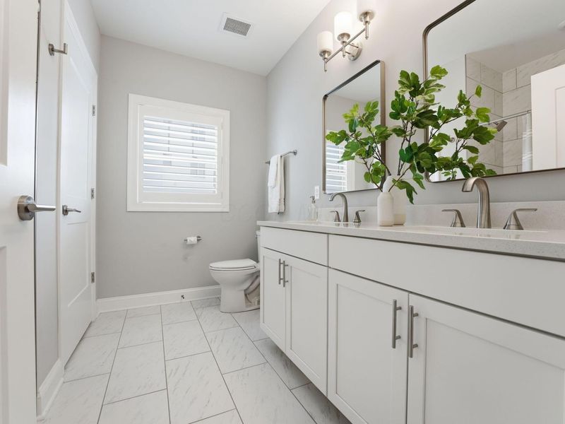 5211 Highpointe Lakes Drive , Unit 105, Westerville, OH 43081 Photo 14