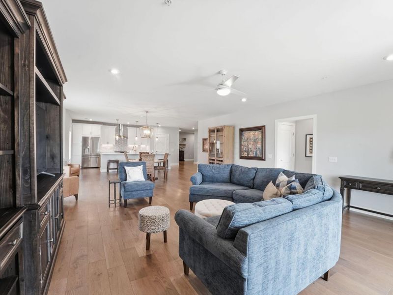 5211 Highpointe Lakes Drive , Unit 105, Westerville, OH 43081 Photo 30