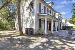 1050 Phillips Park Drive photo 4