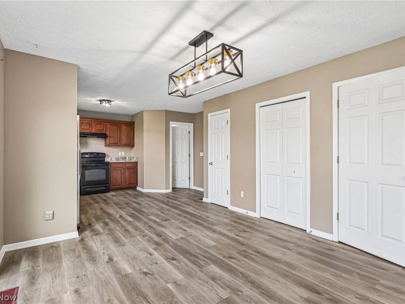 38210 Kingston Drive, North Ridgeville, OH 44039 Photo 11