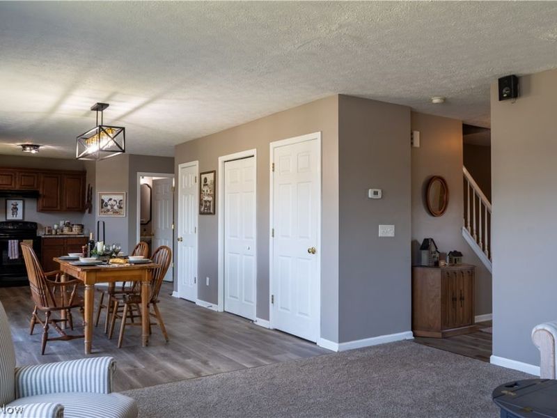 38210 Kingston Drive, North Ridgeville, OH 44039 Photo 12