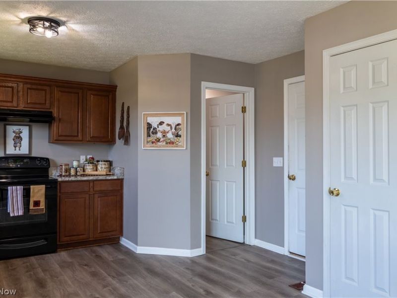 38210 Kingston Drive, North Ridgeville, OH 44039 Photo 15