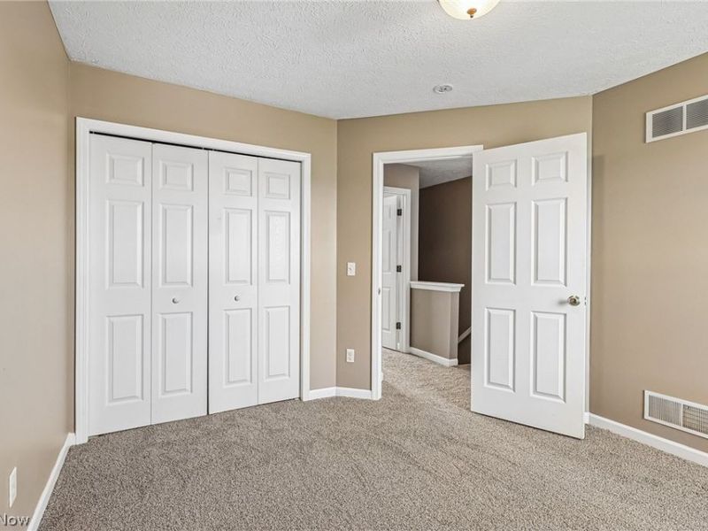 38210 Kingston Drive, North Ridgeville, OH 44039 Photo 25