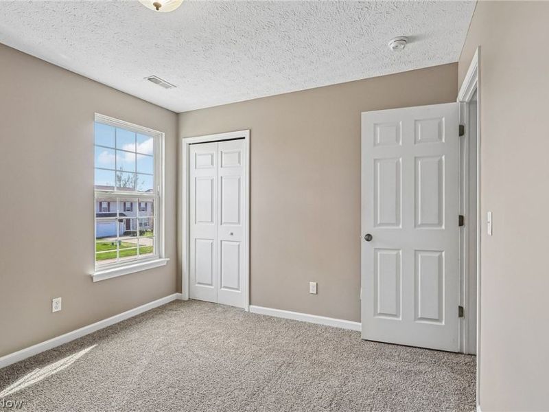 38210 Kingston Drive, North Ridgeville, OH 44039 Photo 27