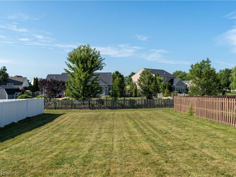 38210 Kingston Drive, North Ridgeville, OH 44039 Photo 39