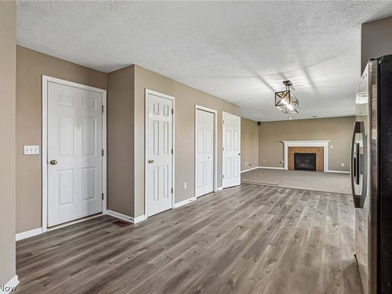 38210 Kingston Drive, North Ridgeville, OH 44039 Photo 6