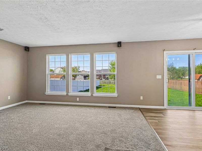 38210 Kingston Drive, North Ridgeville, OH 44039 Photo 8