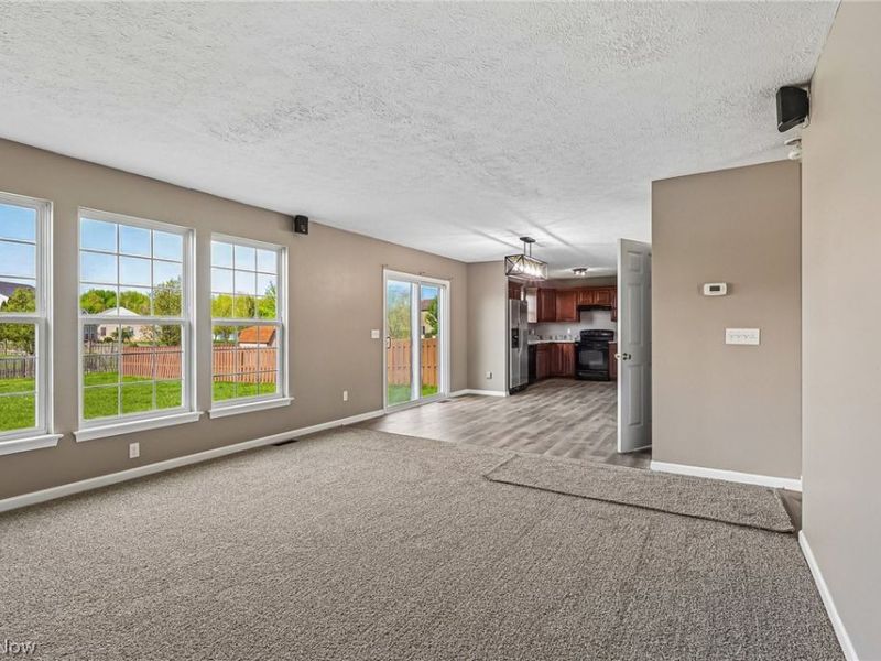 38210 Kingston Drive, North Ridgeville, OH 44039 Photo 9