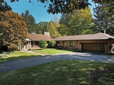 7500 Hunt Lane, Fayetteville, NY 13066