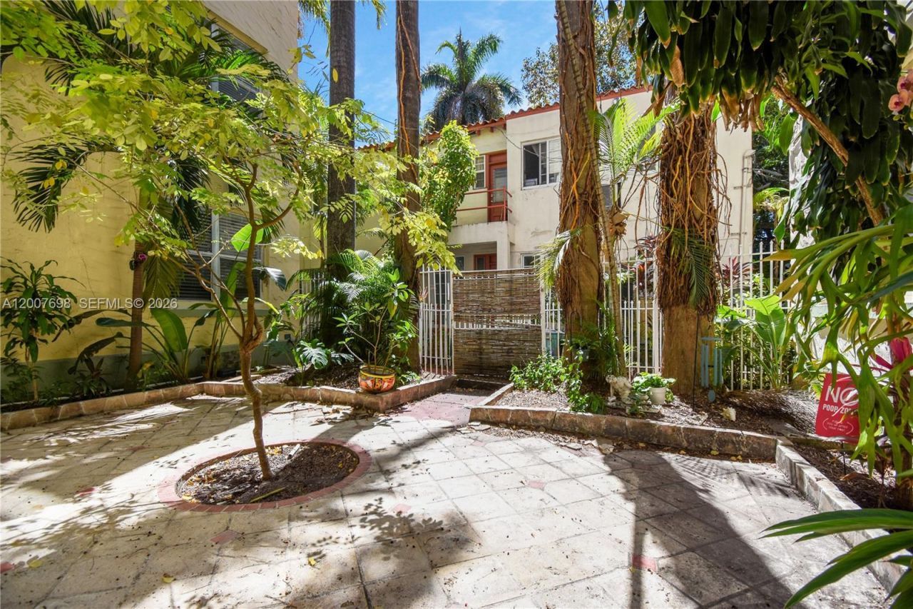 900 16th St, Unit 201, Miami Beach, FL 33139 Photo