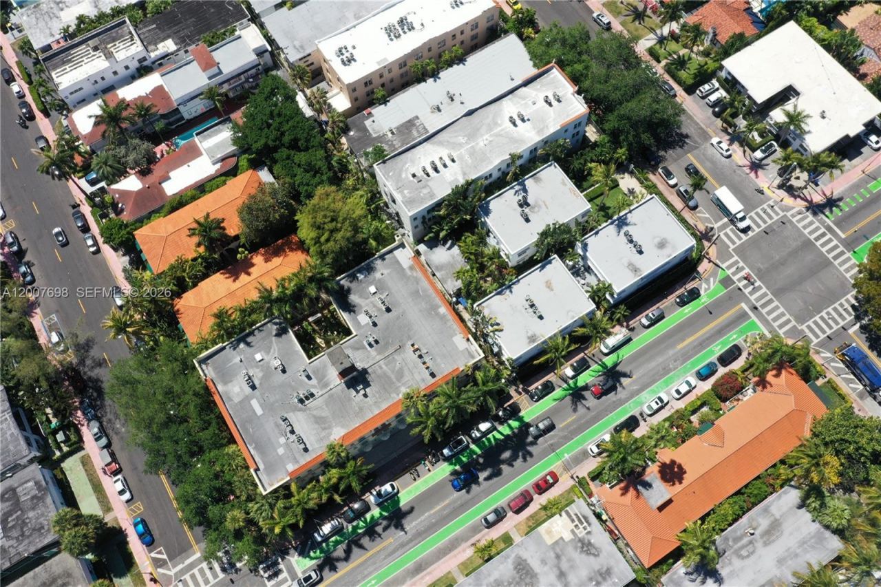 900 16th St, Unit 201, Miami Beach, FL 33139 Photo