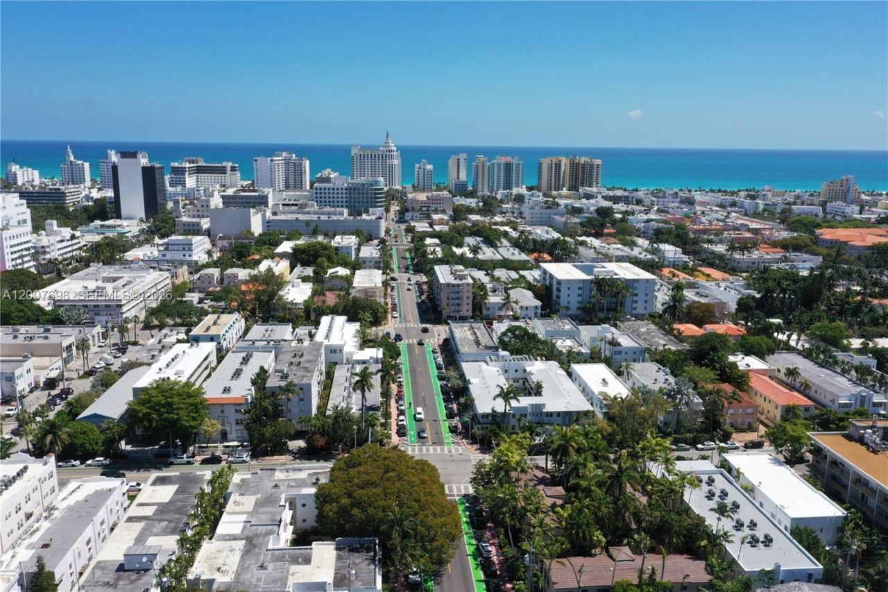 900 16th St, Unit 201, Miami Beach, FL 33139 Photo