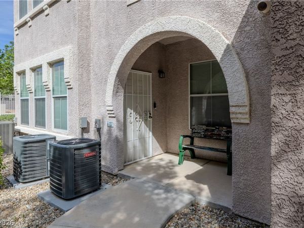 10001 Peace Way , Unit 1227, Las Vegas, NV 89147