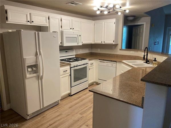 9975 Peace Way , Unit 2145, Las Vegas, NV 89147