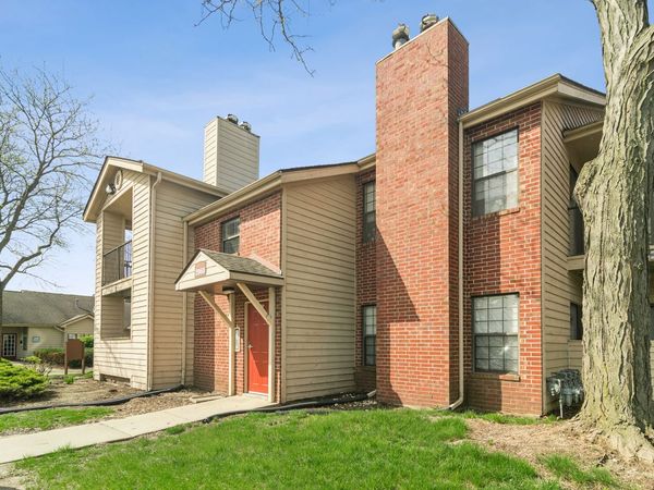 2060 N Rand Road , Unit 204, Palatine, IL 60074