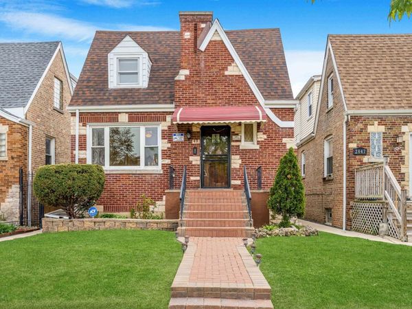 2849 N Merrimac Avenue , Chicago, IL 60634