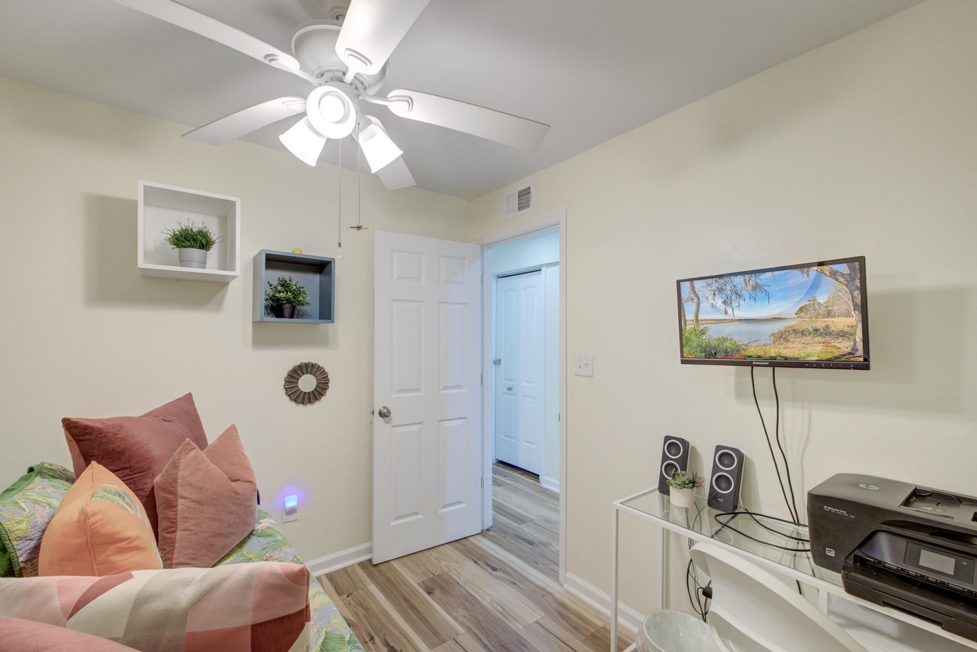 2128 Courtland Avenue Photo 21