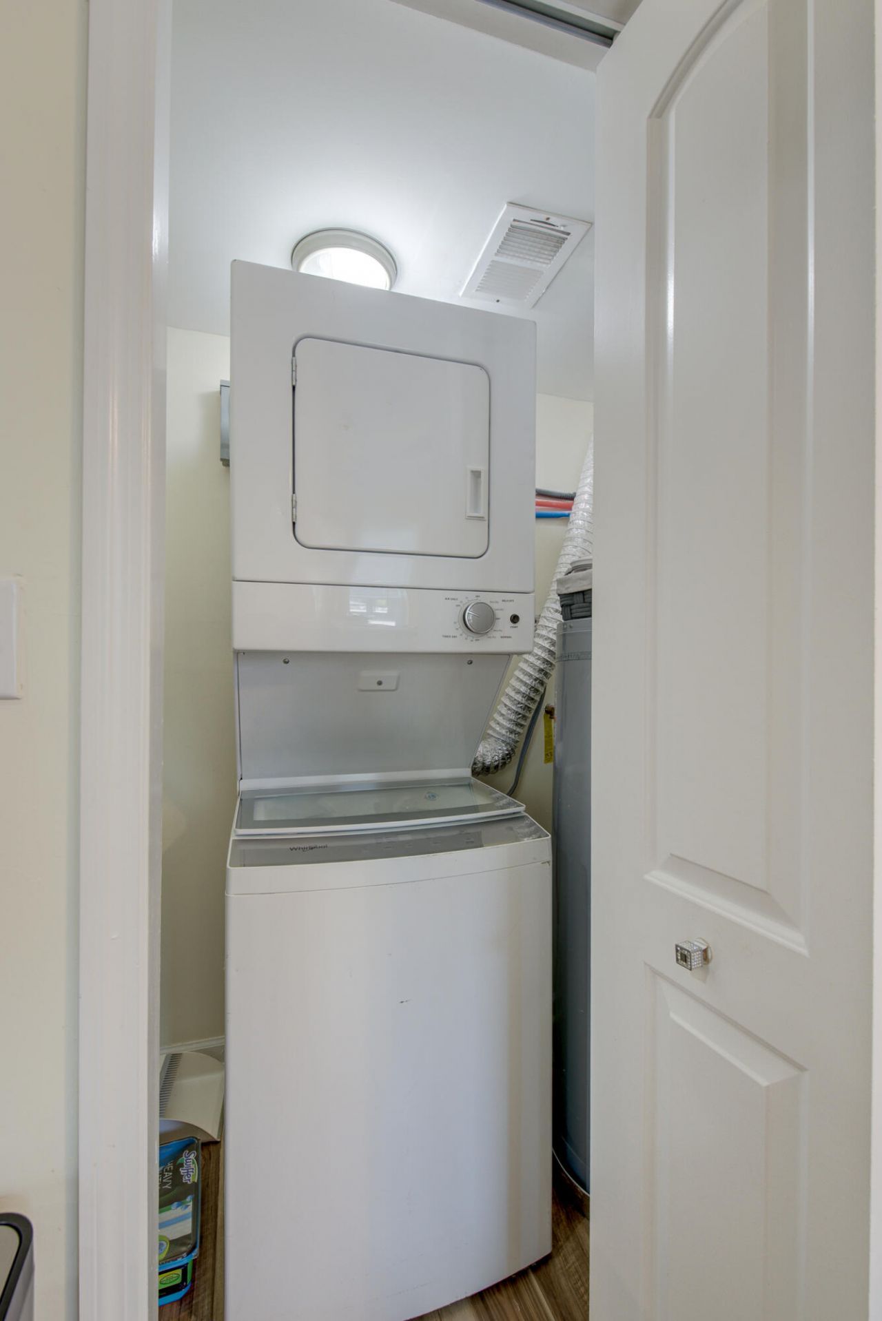 2128 Courtland Avenue Photo 22