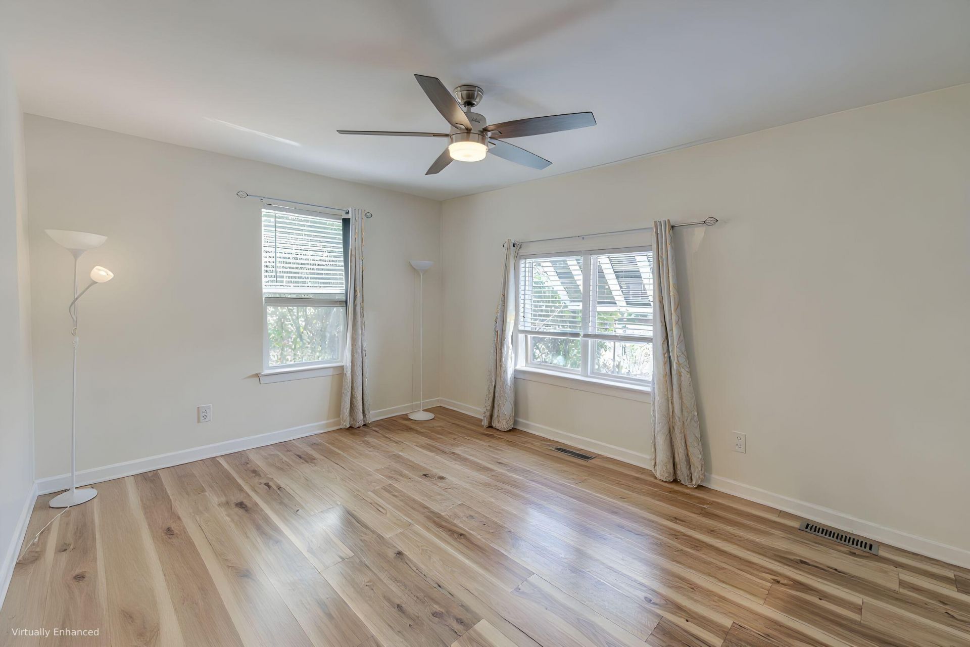 2128 Courtland Avenue Photo 29