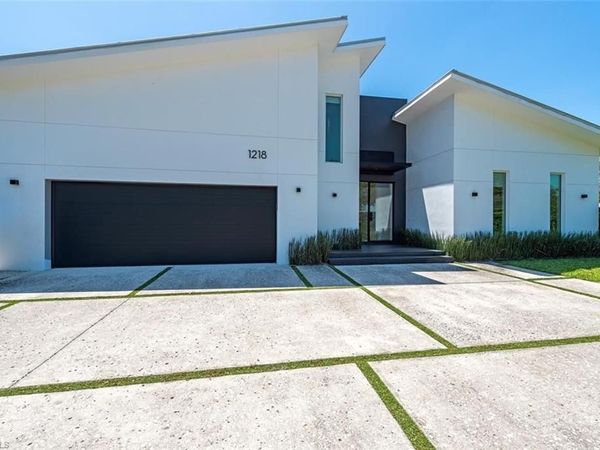 1218 14th AVE N, NAPLES, FL 34102